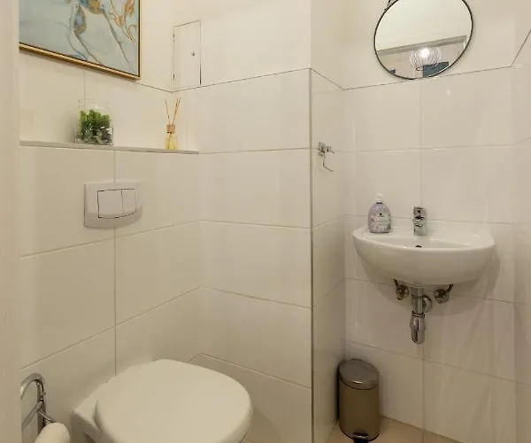 Apartment Turquoise Inspired Deluxe Centrally Located Vienna